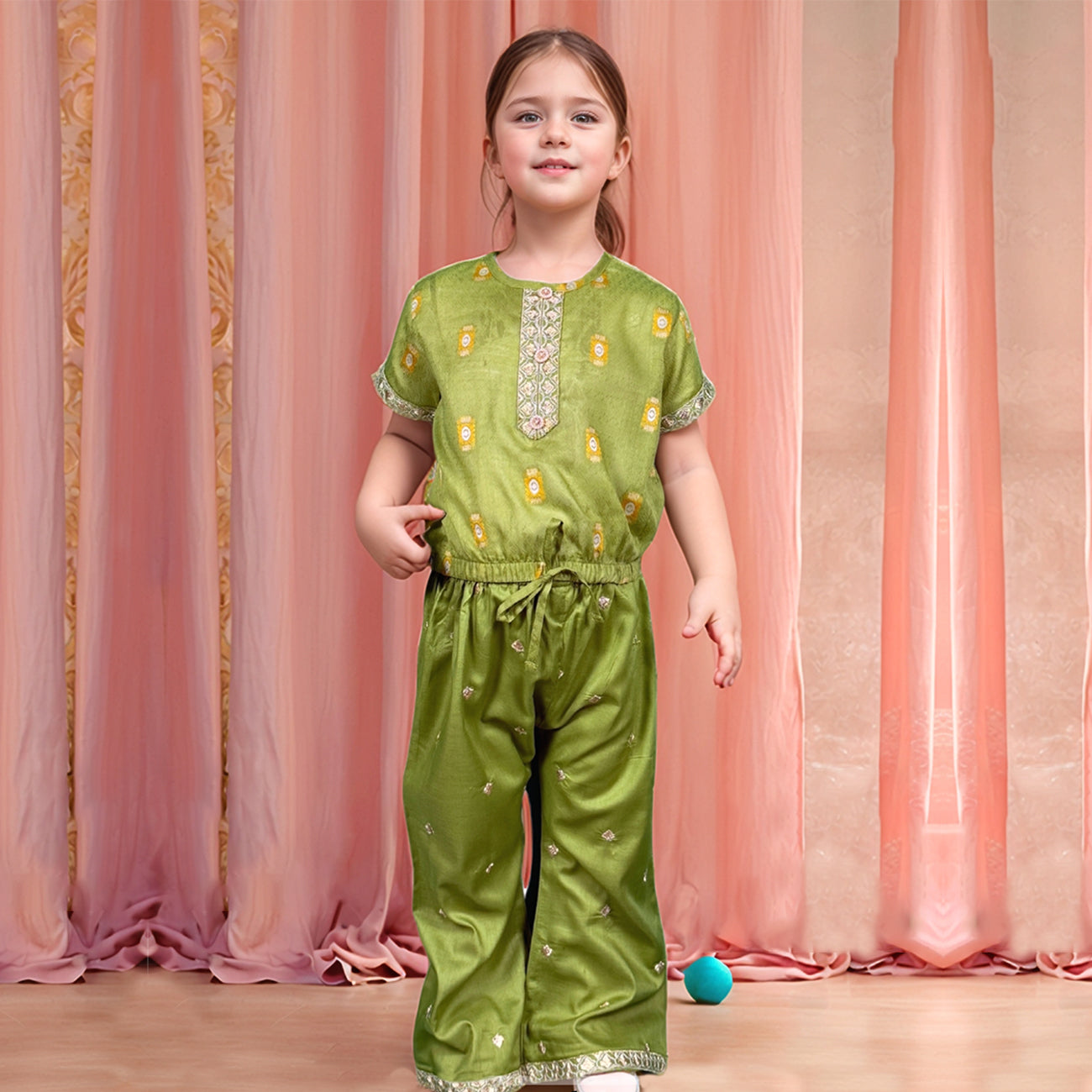 Girl's Green Printed Lawn